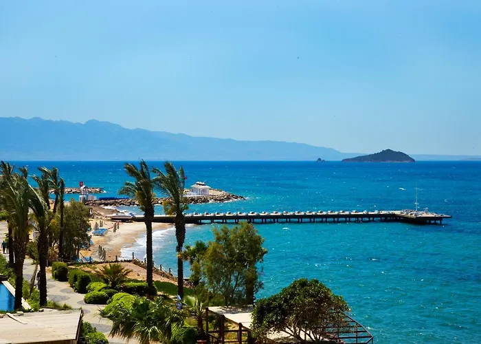 אתר נופש Dragut Point South 4*