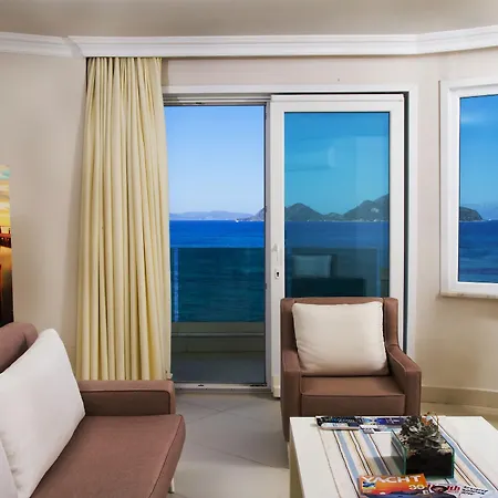 Dragut Point South Θέρετρο