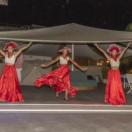 Dragut Point South Θέρετρο