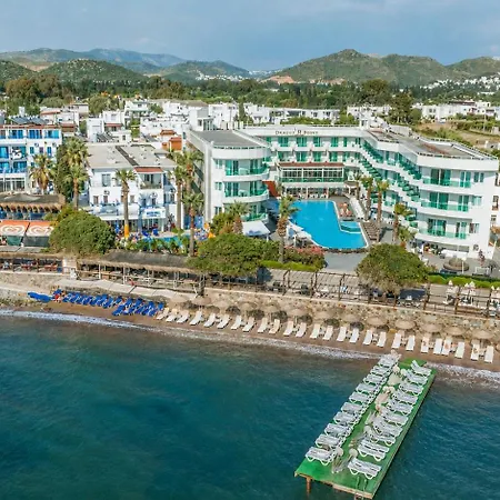 Dragut Point South Rezort 4*