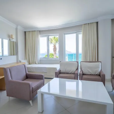 אתר נופש Dragut Point South 4*