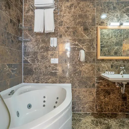 Dragut Point South טורגוטריס