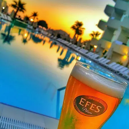 Θέρετρο Dragut Point South 4*