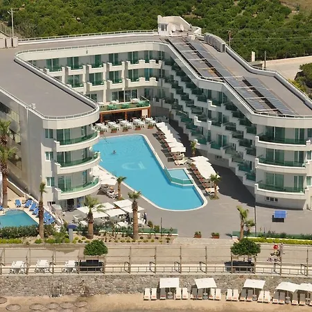 Dragut Point South 4*