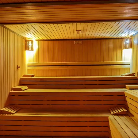 Dragut Point South 4*