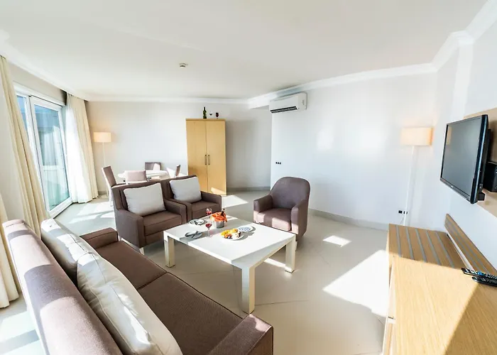 Θέρετρο Dragut Point South