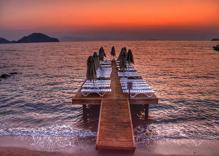 منتجع دراغوت بوينت ساوث الشامل كليًا تورغوتْريس