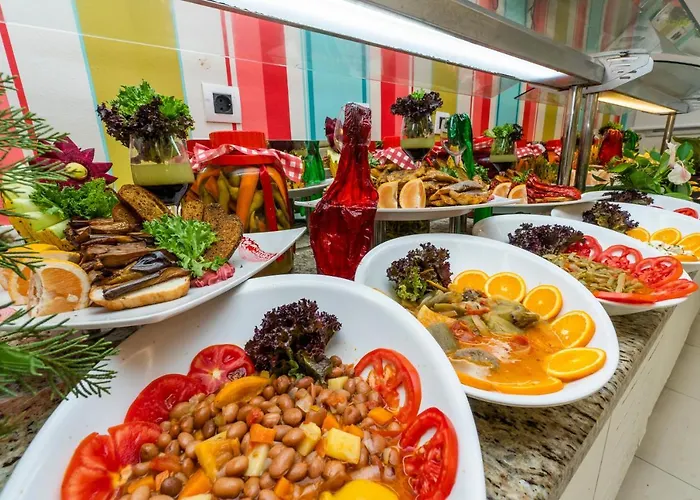 Θέρετρο Dragut Point South 4*