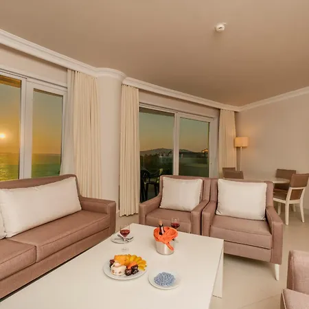 Semesteranläggning (resort) Dragut Point South Turgutreis