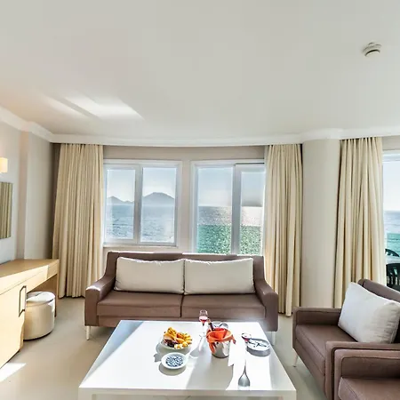 Complex Dragut Point South Turgutreis