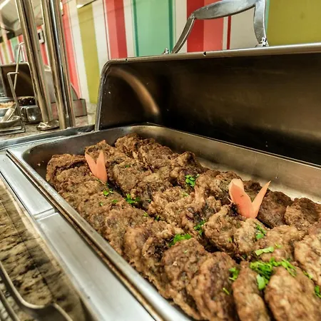 Semesteranläggning (resort) Dragut Point South 4*