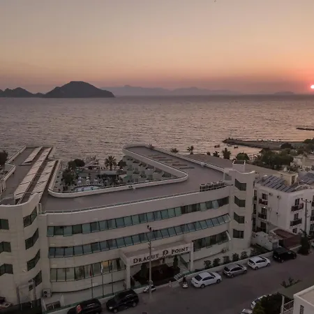 Dragut Point South Complex 4*